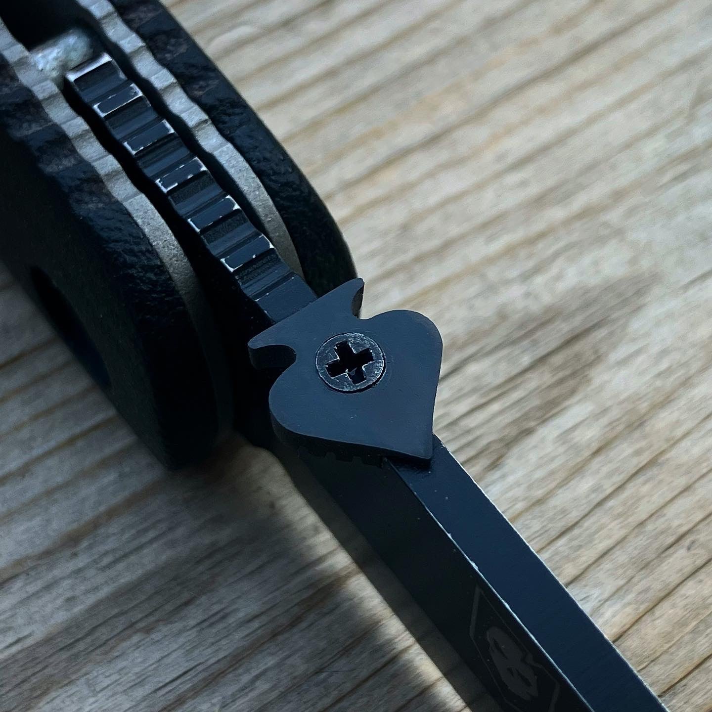 Zirconium Spade Thumbdisc