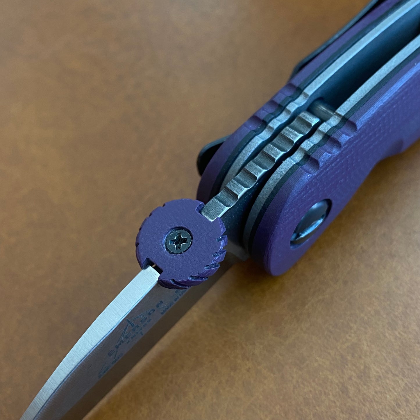 Oversized Thumbdisc - Various G10 Colors