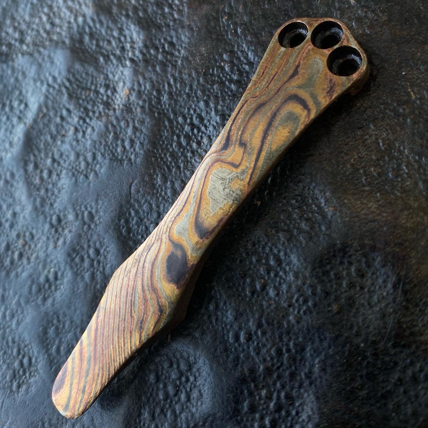 Handground Three hole clip