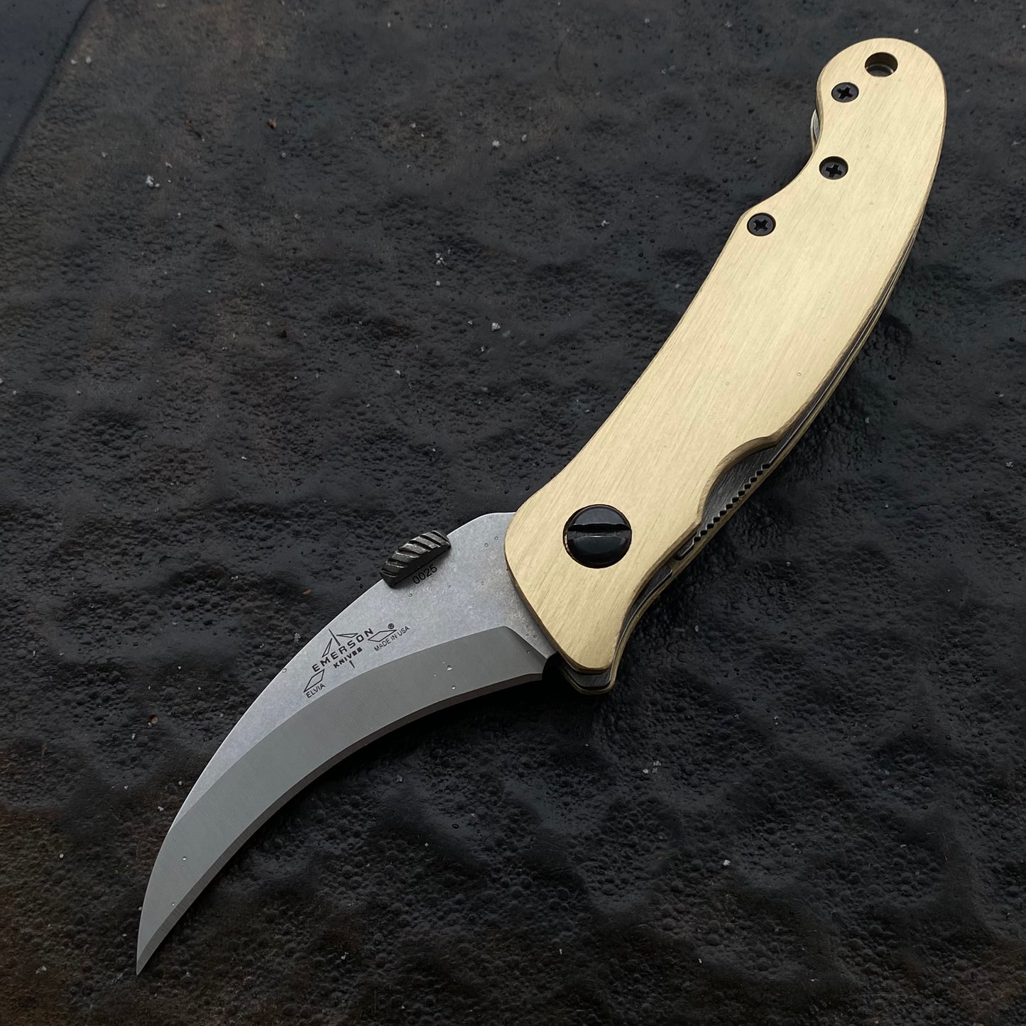 Elvia handles - Metals