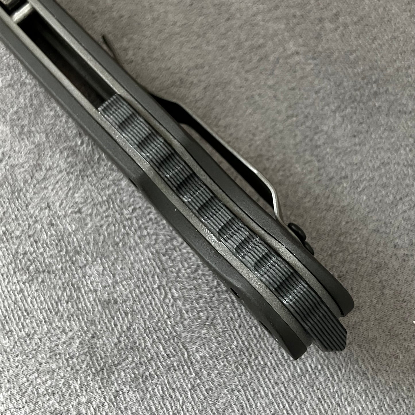 Backspacer - Elvia - Ridged/Raised