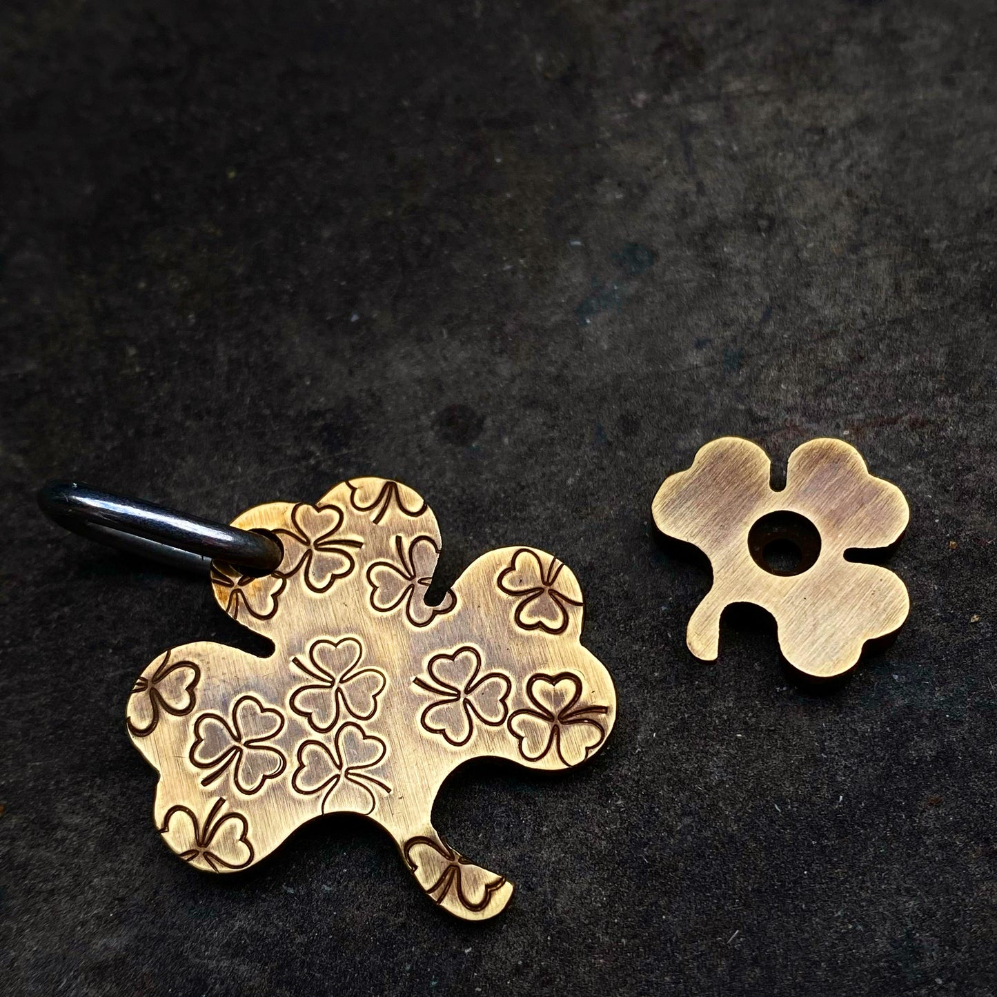 Shamrock Pendant/Thumbisc Set