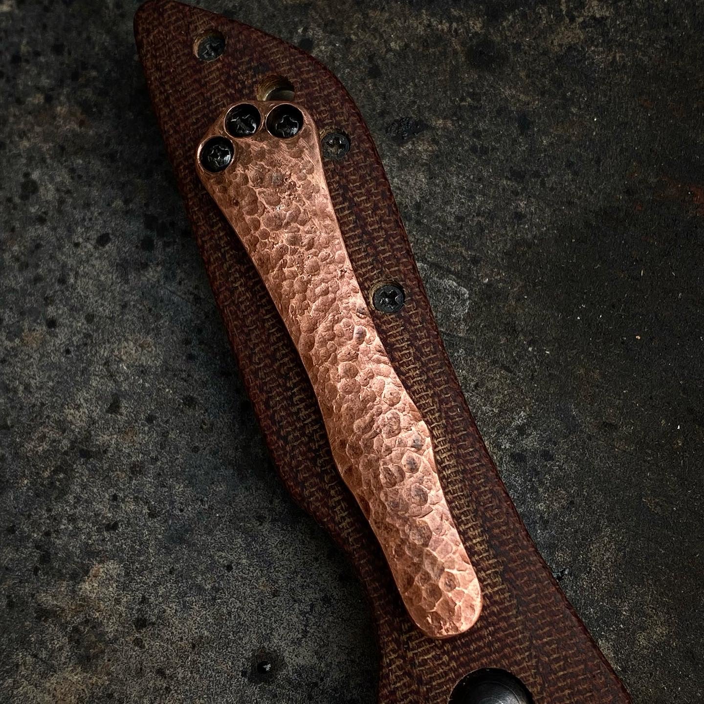 Handground Three hole clip