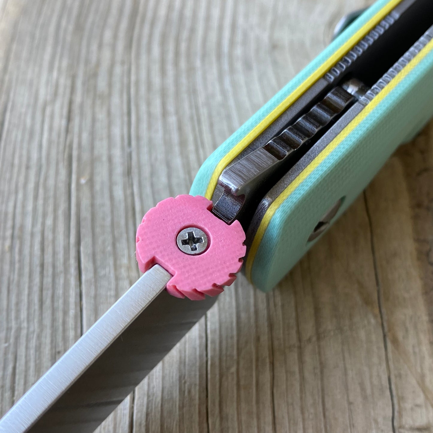 Oversized Thumbdisc - Various G10 Colors